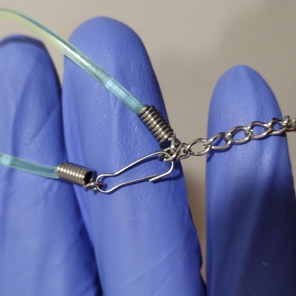 Leo (Lion) July 23–August 22 Green Zodiac Pendant Rubber Cord Necklace - Picture 4 of 5